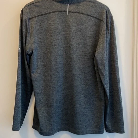 Light Breeze Raptors Top - Picture 4 of 4